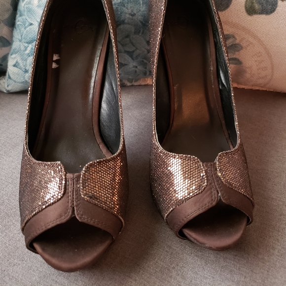 Brown sequen platforms - Picture 2 of 4